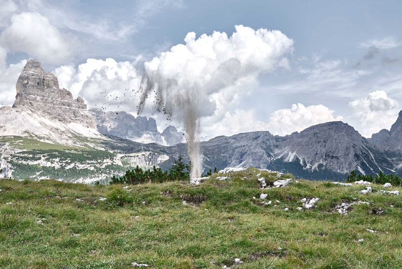 MOUNTAIN PIECES. Reflecting History 