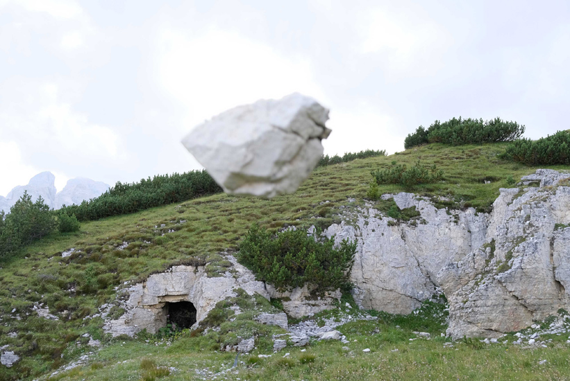 MOUNTAIN PIECES. Reflecting History 