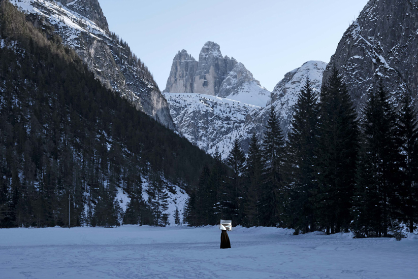 MOUNTAIN PIECES. Reflecting History 