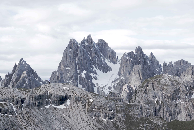 MOUNTAIN PIECES. Reflecting History 